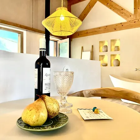 &tales Collection - With Service And Breakfast *
